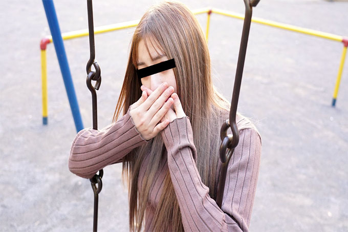 连屁股都清理干净口交的蚀刻美女
