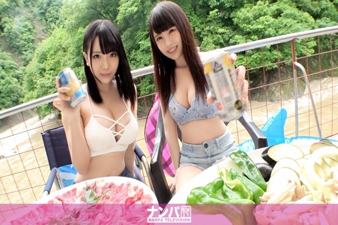 真实素人搭讪，初次摄影。 1509 大雨中伫立在浊流流动的野营场女子2人组搭讪！带到旅馆里穿着泳衣玩耍的话…？蛋白巨乳和苗条美乳的共演！对彼此的身姿一边害羞一边快感的4P做爱！