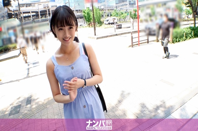 真实素人搭讪,初次摄影。 1520 《免费! 》的看板在秋叶原搭讪!把没有男朋友,完全没有夏天气息的寂寞女大学生带进饭店!即使嘴上拒绝,身体也会对久违的做爱做出反应……