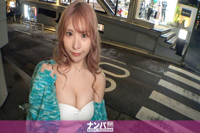  认真调情，第一枪。 1938年 与对自己身材有自信的女孩洽谈出演AV！虽然很害怕被曝光，但还是被“3个月的工资”这几个字冲昏了头脑，把自己的巨乳暴露在镜头前！如果脱底的话，甚至还能拿到实盘价！马科关闭打屁股！最初的不安哪去了……“郁！走吧~~~！ ！ ！ ] 并在每个位置射精！ ！
