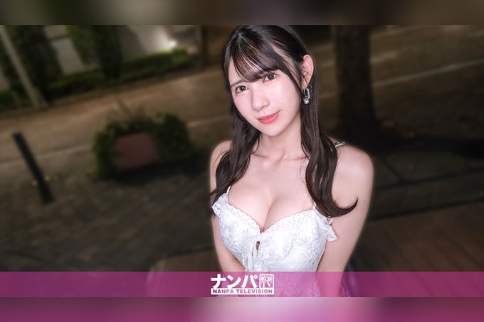 【汐留真实搭讪】在街上搭讪一位身材苗条、容貌姣好、颇具艺术家气质的女性 → 她竟然上钩了！