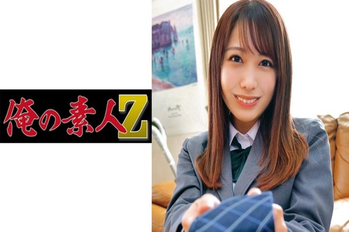 俺の素人-Z- みづき 一边摇晃着大屁股一边打扫。从制服里露出来的纯白内裤真让人受不了…!感觉已经变得怎样都无所谓了…! ? “不行,请等一下!//哇~好厉害//”“不行不行不行/好厉害~”突然出现的瞬间…和讨厌的话相反,给她多次绝顶后完全进入了色情开关…//小恶魔般的笑容做~口交~