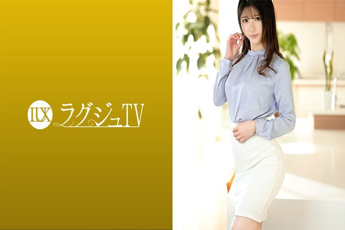 Luxury TV 1518 身为美容师工作的姐姐，有着可爱整洁的感觉！她逐渐被酒精的气氛所吸引，愉快地讲述着过去与平静气氛不同的经历。展现逐渐隐藏在男人爱抚中的情色女人的一面，被电动按摩器刺激的秘密部分变得更加敏感，并因非凡的性爱而陶醉！
