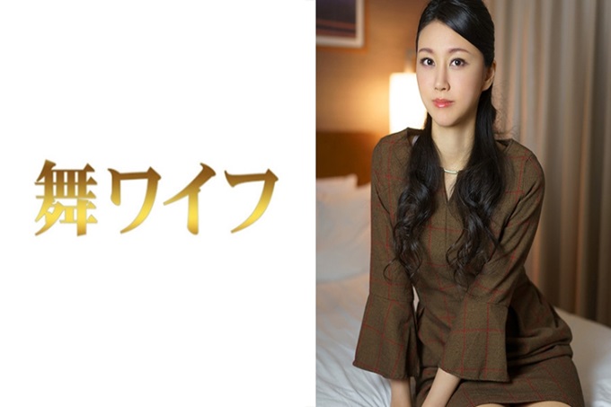 舞ワイフ 七尾あかり 2 与不惜暴露高个子美身体，显出了淫乱的身姿再会。非常中意上次性爱，恳求了希望再一次心情舒畅！并且，今晚用更加缠绕的那样的粘糊的爱抚和激烈的抽插持续给予刺激。