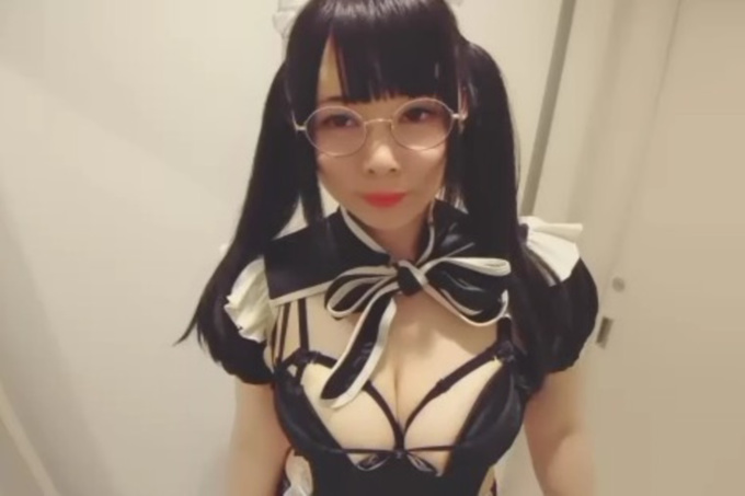 小恶魔美少女美给你最好的视野