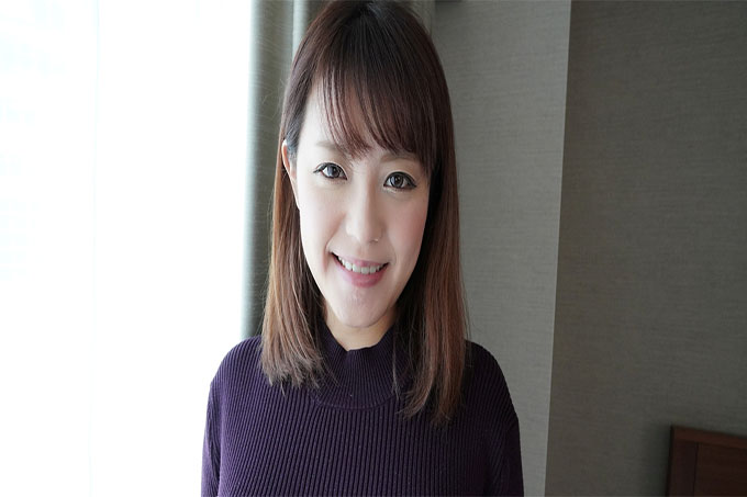 第一次在不戴面具的mascon中，在I*ya遇见的美丽巨乳前模特，即使喝醉了也是承诺，所以我会转动相机！