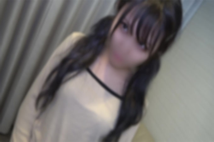  特征，风格，最好的美丽●女人。极少见的超稀有少女阴道内大量精液！