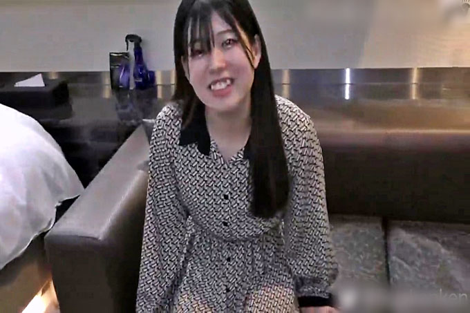 【FC2】皮肤白皙、透明感十足的美女。奇闻趣事勉强接受了这份工作，但他没有可靠的地址。第2位◯毫不留情，未经允许就在阴道内射精，无法隐藏的快感。 。