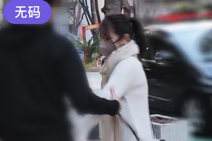 [FC2] 拥有美乳和马尾辫的年轻妻子牺牲了自己的身体并屡次犯罪。