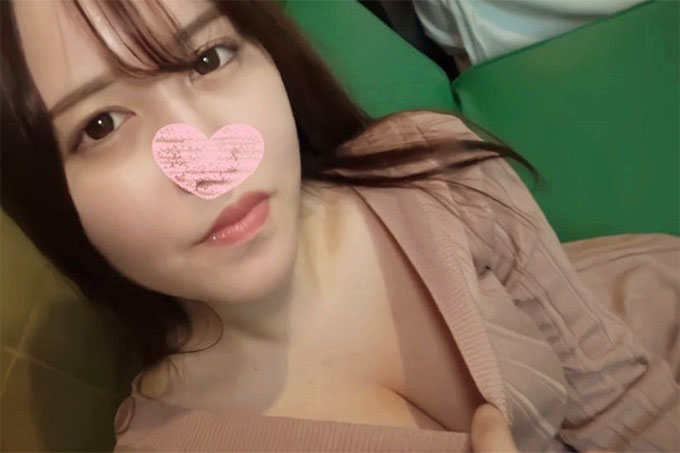 未经授权的阴道射精给美丽的G罩杯美容师！白皙美穴流出大量精液难以形容