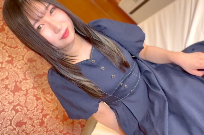 【FC2】皮肤白皙的美人Miku酱害羞地脱掉衣服，发现自己的头发没有经过处理。