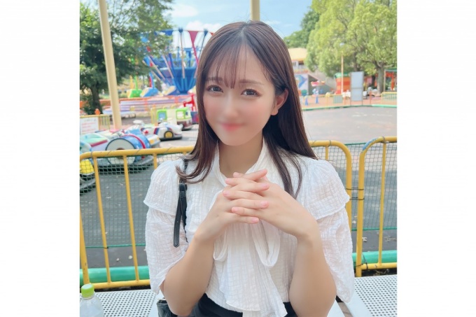 [FC2]国民名人○○把一个漂亮的女大学生带到大学，把她放在摩天轮上，并强迫她做出她不喜欢的猥亵行为，会发生什么？