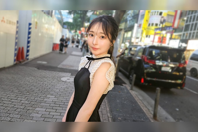 【天使般的美少女】初见巨●尺寸就高潮迭起！ ？清纯少女被舔舐、被操到高潮迭起的性爱今夜开场！