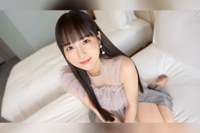 曾经的偶像竟然出演成人影片？！一个敏感又纯真的女孩，心情好的时候就会起鸡皮疙瘩！