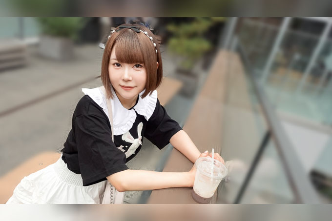 一位来自原宿、说话轻声细语的女孩无法忍受这种挫败感，于是去应聘了！