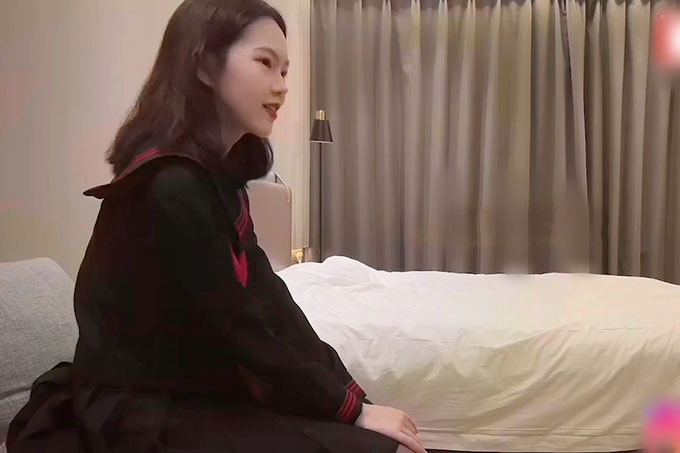 网约清纯可爱学生妹